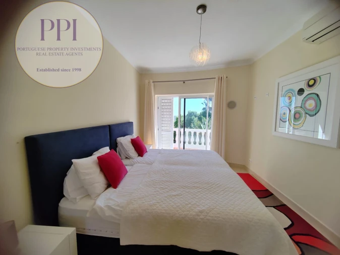 Moradia T5 para Venda em Budens Foto 34