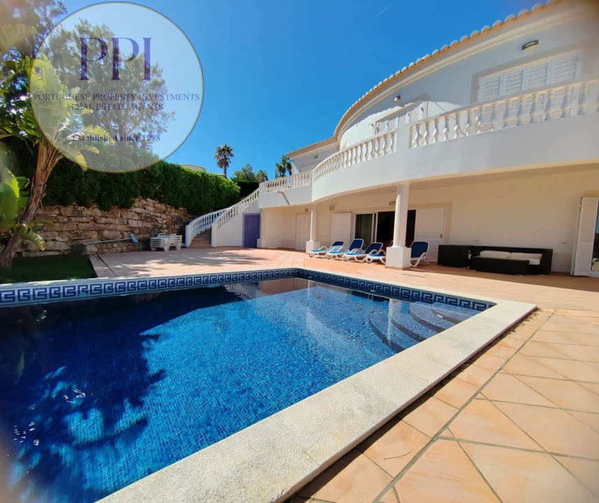 Moradia T5 para Venda em Budens Foto 11