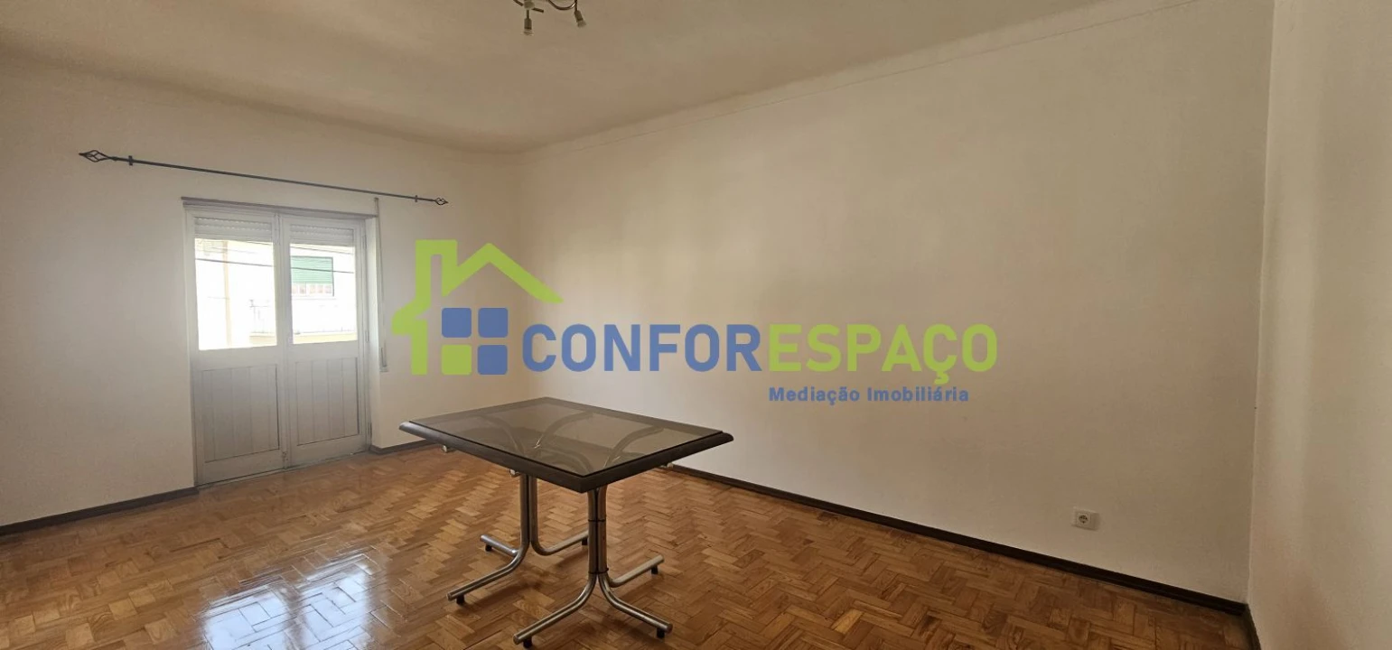 Apartamento T3 para Venda em Salgueiro do Campo Foto 6