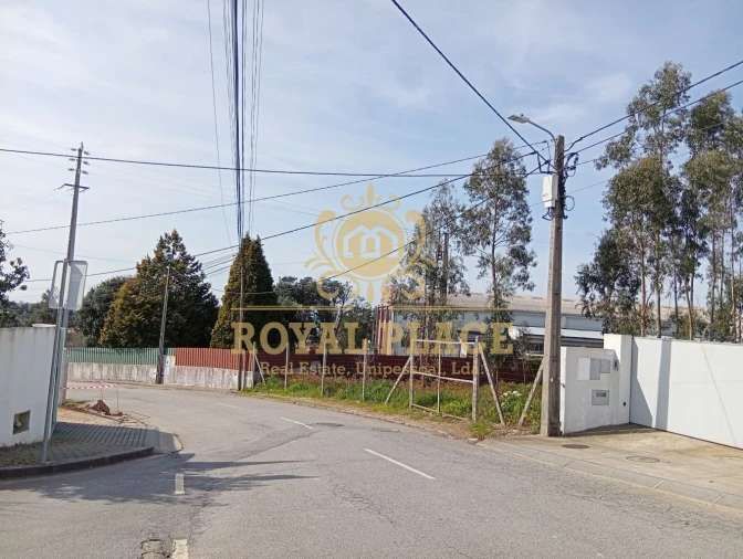 Terreno para Venda em Santa Maria de Lamas Foto 6