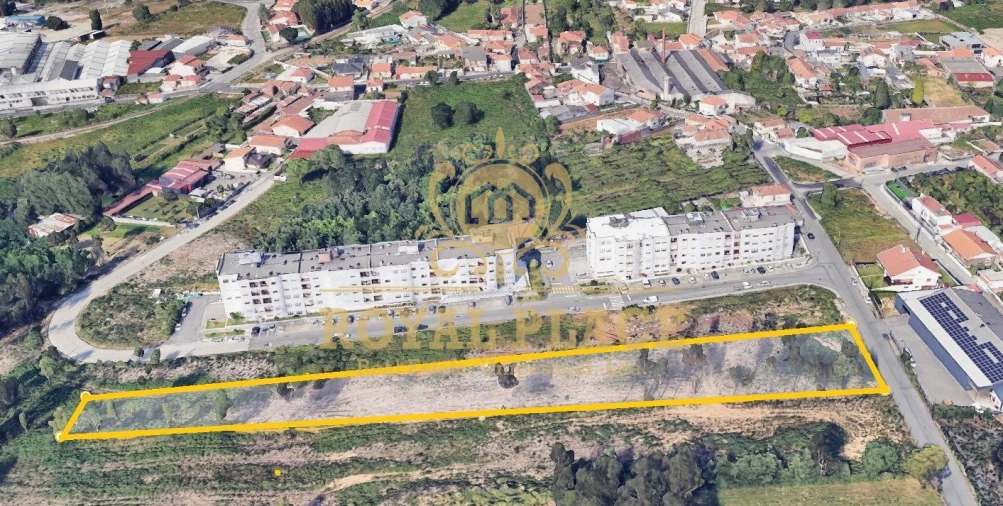 Terreno para Venda em Santa Maria de Lamas