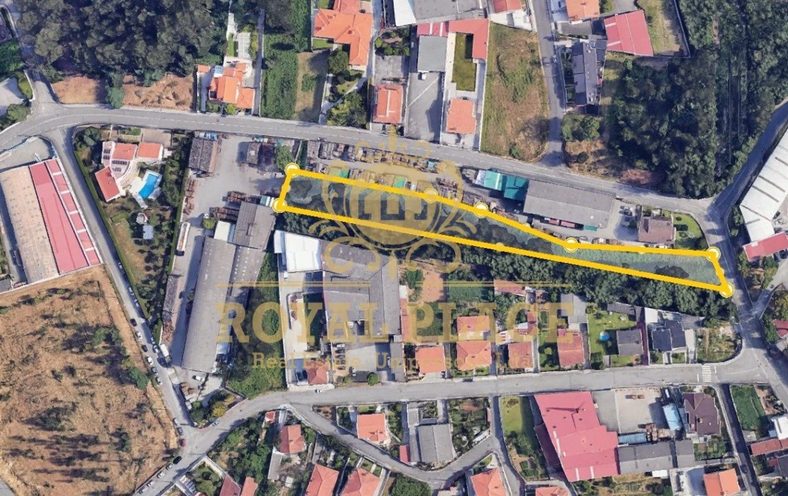 Terreno para Venda em Santa Maria de Lamas Foto 1