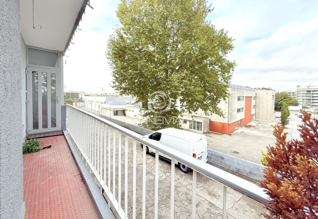 Apartamento T3 para Venda em Oliveira do Douro Foto 28