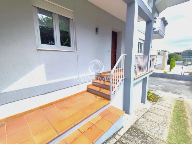 Apartamento T3 para Venda em Oliveira do Douro Foto 29