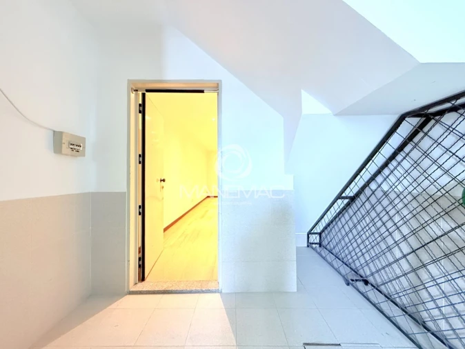 Apartamento T3 para Venda em Oliveira do Douro Foto 22