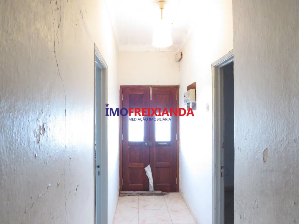 Moradia T4 para Venda em Pelma Foto 17