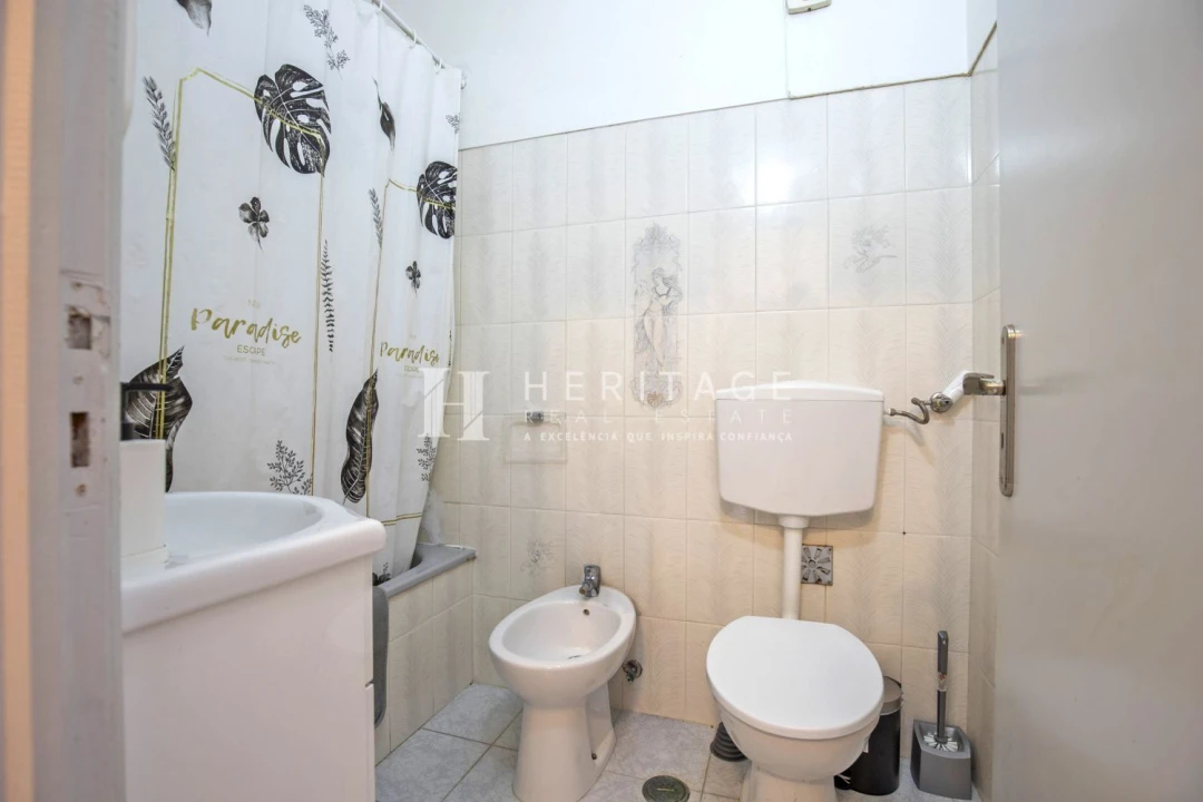 Apartamento T2 para Venda em Barreiro e Lavradio Foto 16