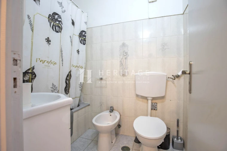 Apartamento T2 para Venda em Barreiro e Lavradio Foto 16