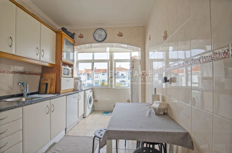 Apartamento T2 para Venda em Barreiro e Lavradio Foto 1