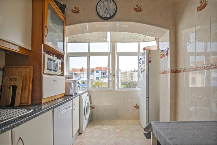 Apartamento T2 para Venda em Barreiro e Lavradio Foto 2