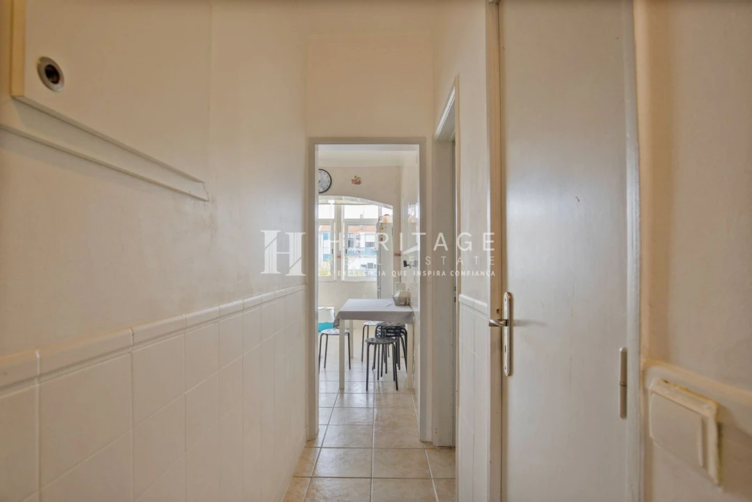 Apartamento T2 para Venda em Barreiro e Lavradio Foto 4