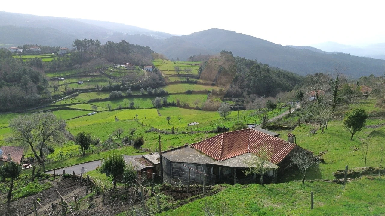 Moradia T2 para Venda em Labrujó, Rendufe e Vilar do Monte Foto 22