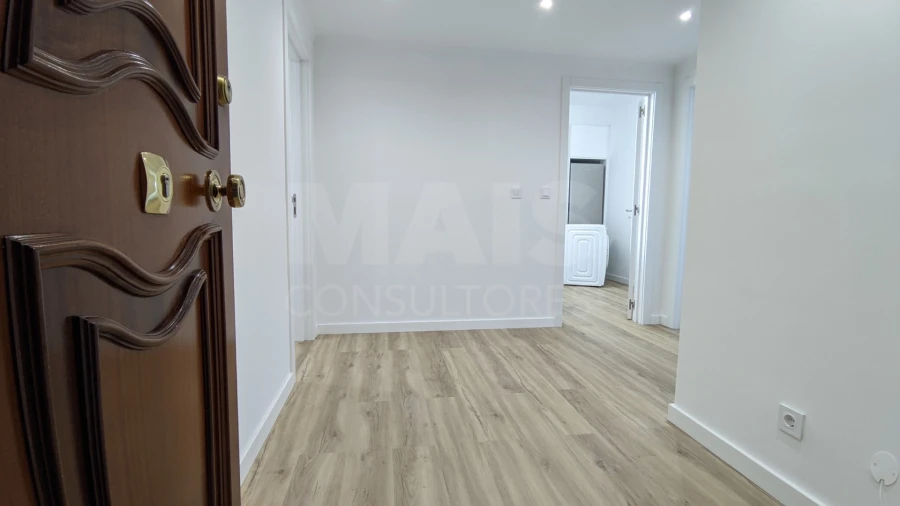 Apartamento T2 para Arrendamento em Póvoa de Santa Iria e Forte da Casa Foto 4