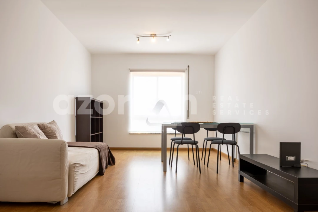 Apartamento T2 para Venda em Caparica e Trafaria Foto 3