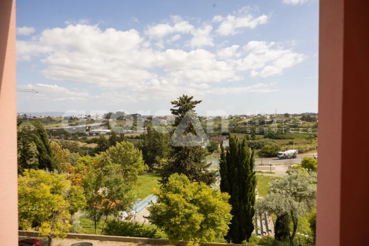 Apartamento T2 para Venda em Caparica e Trafaria Foto 7