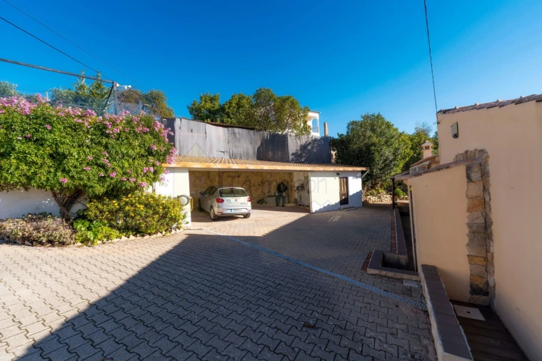 Moradia T4 para Venda em Loule (São Clemente) Foto 51