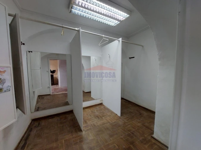 Loja para Arrendamento em Nossa Senhora da Conceição e São Bartolomeu Foto 7