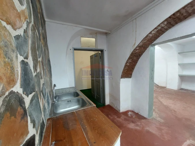 Loja para Arrendamento em Nossa Senhora da Conceição e São Bartolomeu Foto 11