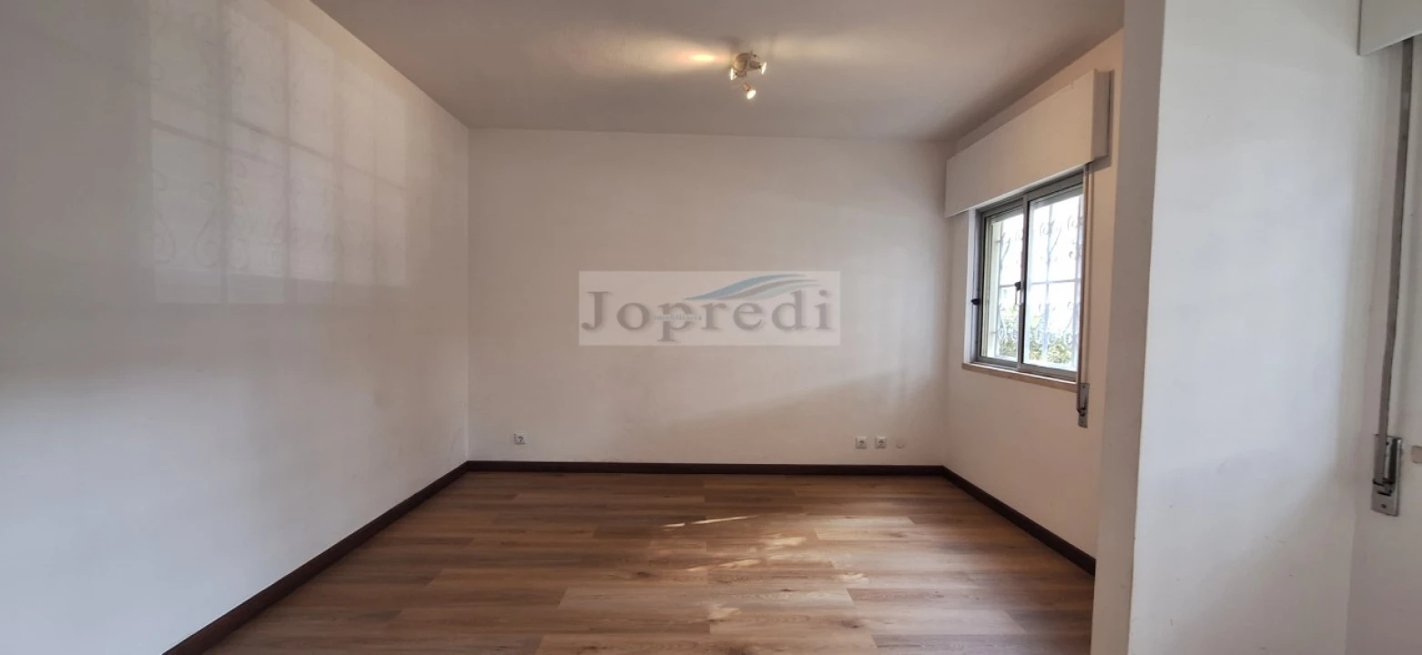 Apartamento T3 para Arrendamento em Oeiras e São Julião da Barra, Paço de Arcos e Caxias Foto 3