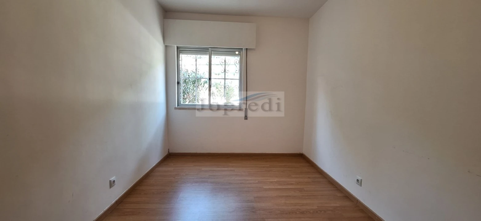 Apartamento T3 para Arrendamento em Oeiras e São Julião da Barra, Paço de Arcos e Caxias Foto 8