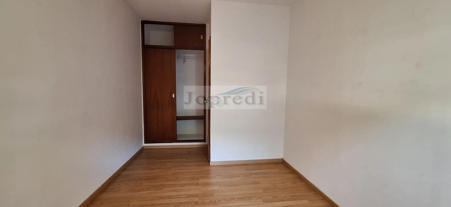 Apartamento T3 para Arrendamento em Oeiras e São Julião da Barra, Paço de Arcos e Caxias Foto 12