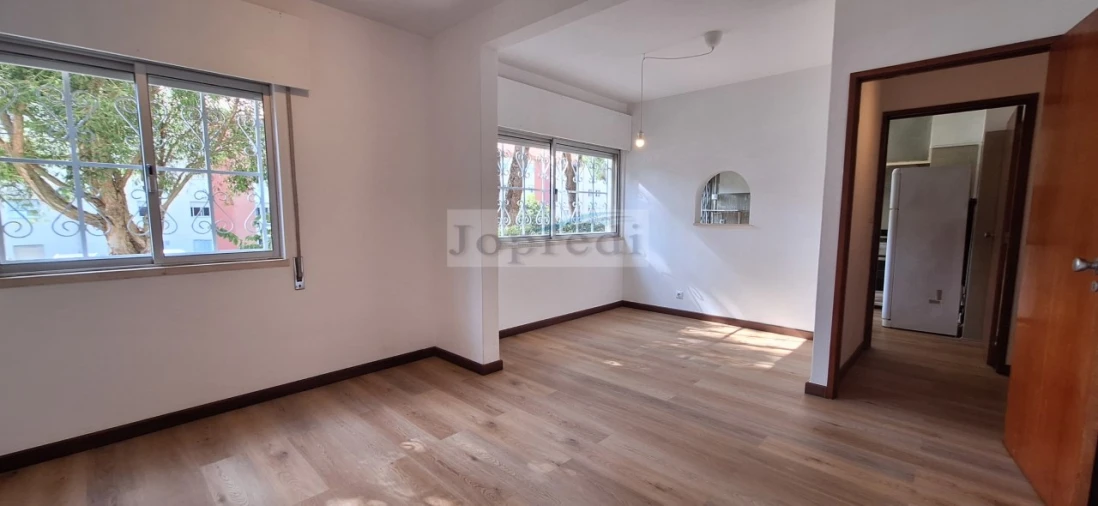 Apartamento T3 para Arrendamento em Oeiras e São Julião da Barra, Paço de Arcos e Caxias Foto 1