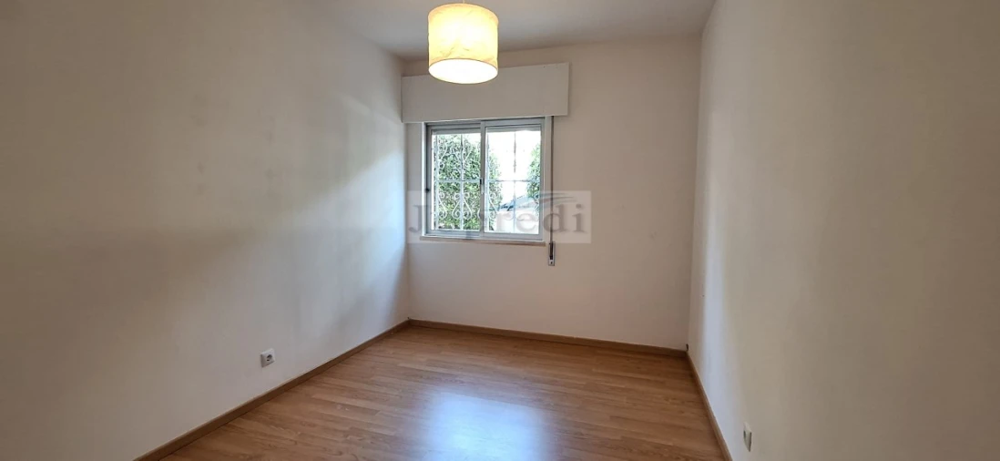 Apartamento T3 para Arrendamento em Oeiras e São Julião da Barra, Paço de Arcos e Caxias Foto 11