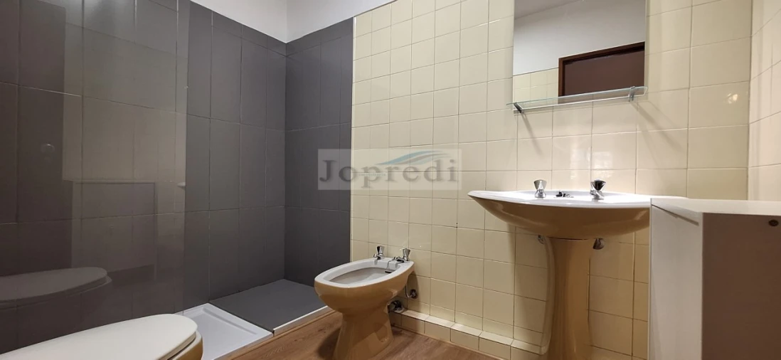 Apartamento T3 para Arrendamento em Oeiras e São Julião da Barra, Paço de Arcos e Caxias Foto 14