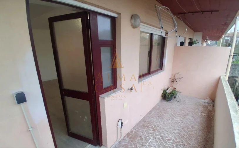 Apartamento T2 para Venda em Rio Tinto Foto 5