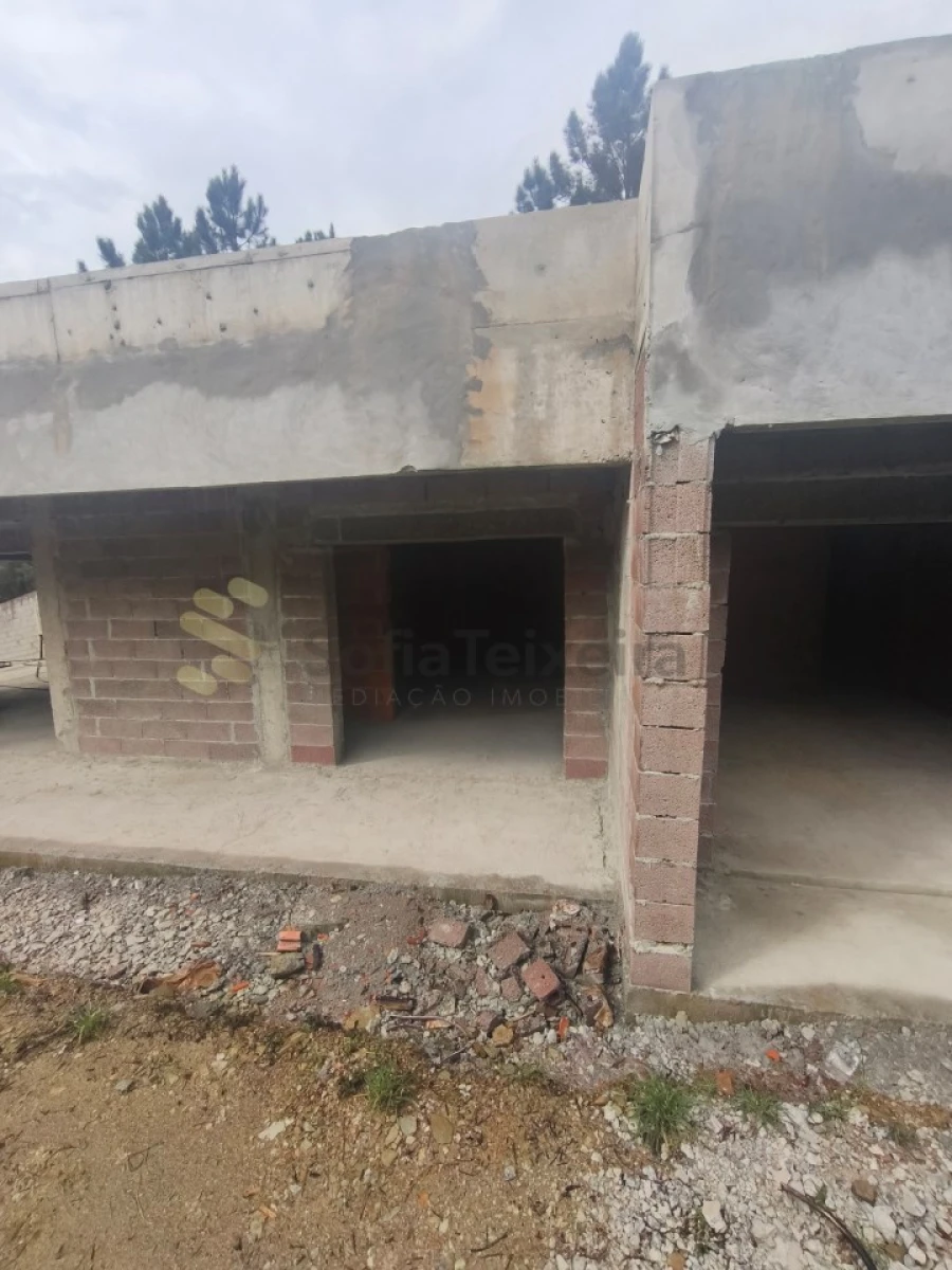 Moradia T2 para Venda em Penafiel Foto 2