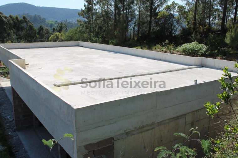 Moradia T2 para Venda em Penafiel Foto 6