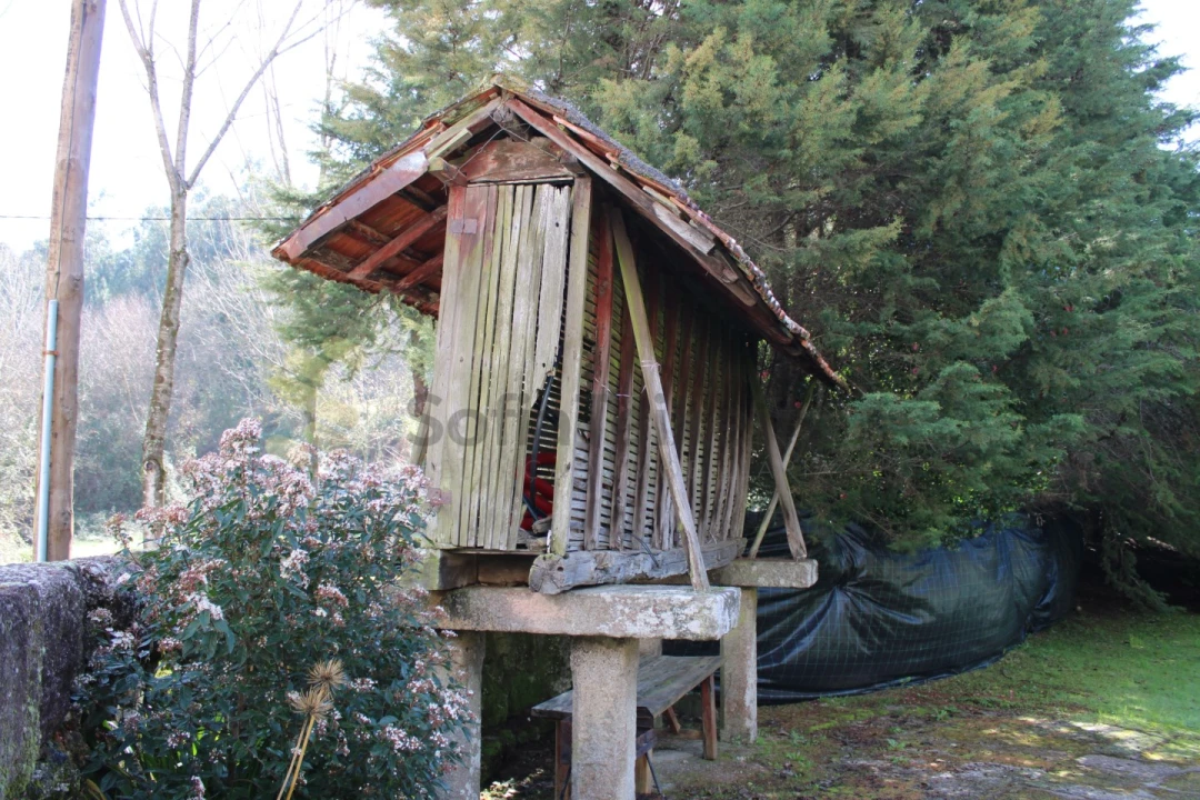 Moradia T6 para Venda em Vila Boa de Quires e Maureles Foto 10