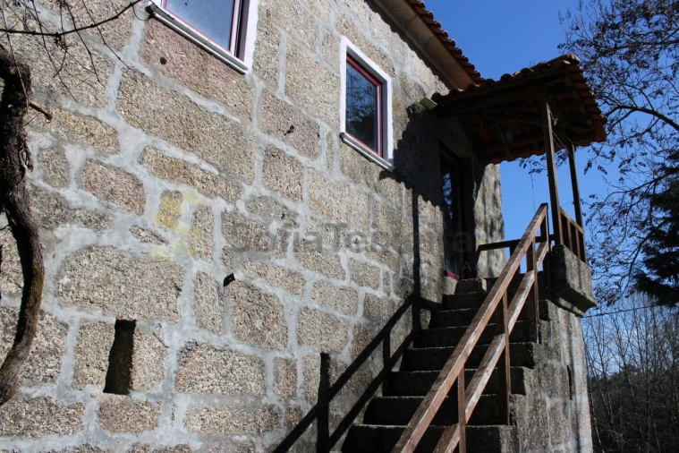 Moradia T6 para Venda em Vila Boa de Quires e Maureles Foto 12