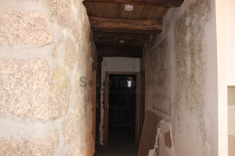 Moradia T6 para Venda em Vila Boa de Quires e Maureles Foto 27