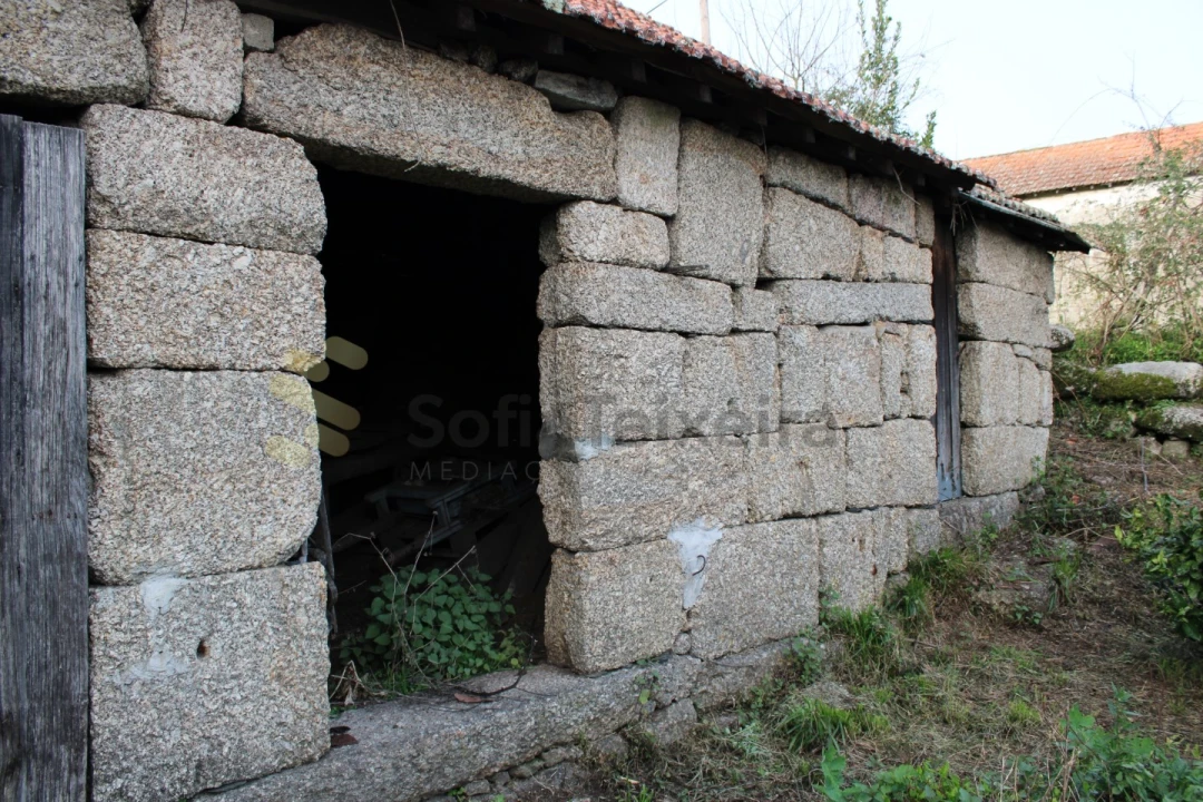 Moradia T3 para Venda em Vila Boa de Quires e Maureles Foto 14