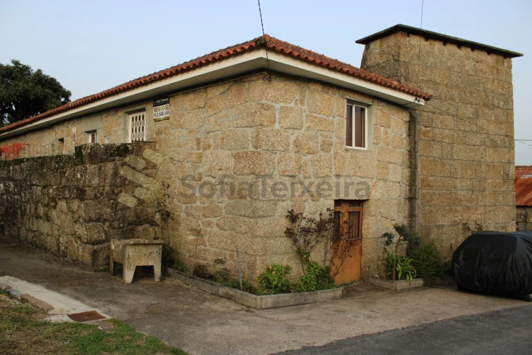 Moradia T3 para Venda em Vila Boa de Quires e Maureles Foto 1