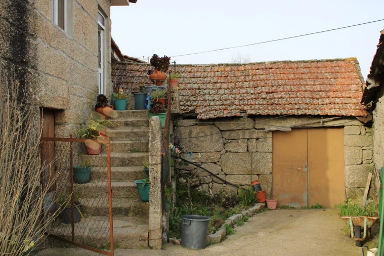 Moradia T3 para Venda em Vila Boa de Quires e Maureles Foto 6