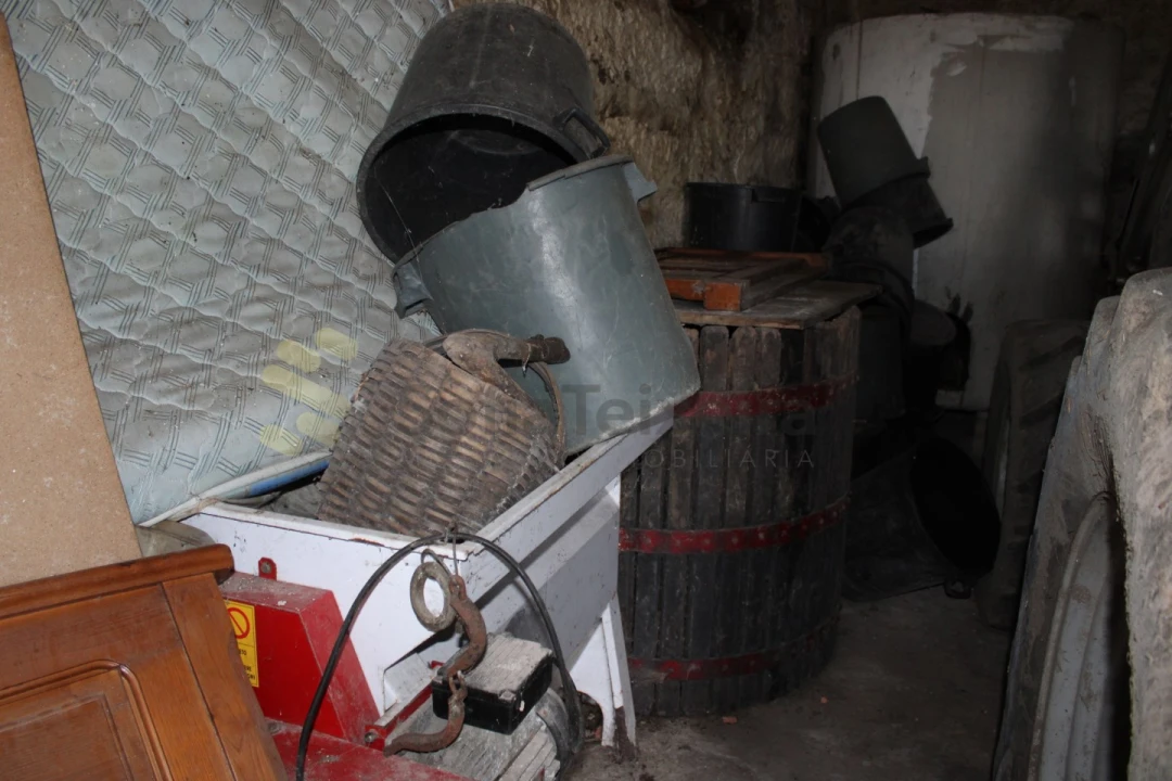 Quinta T3 para Venda em Vila Boa de Quires e Maureles Foto 15