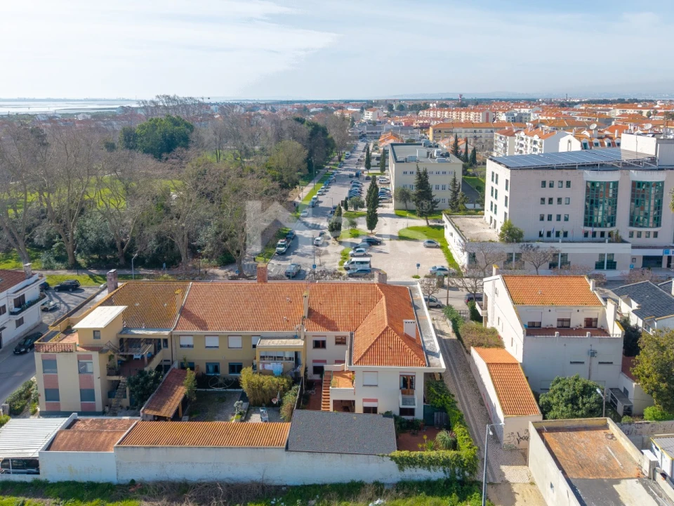 Moradia T8 para Venda em Montijo e Afonsoeiro Foto 56