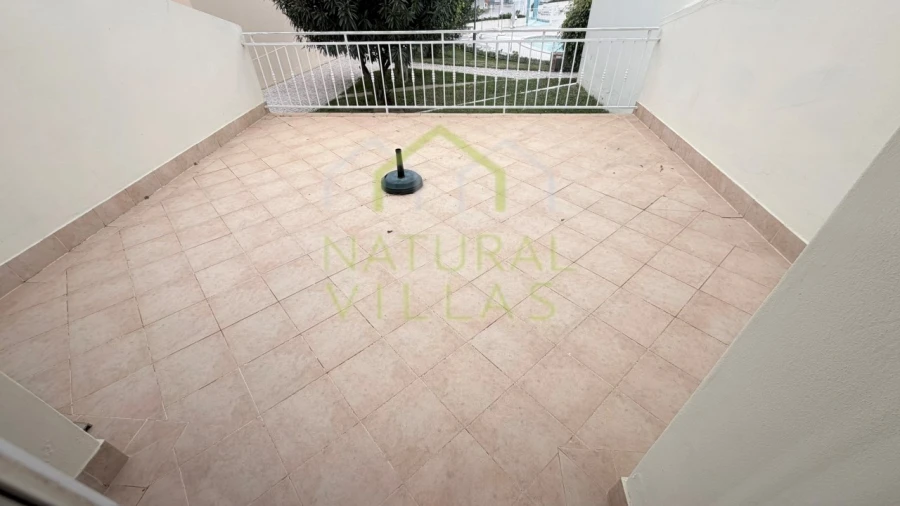 Moradia para Venda em Albufeira e Olhos de Água Foto 5