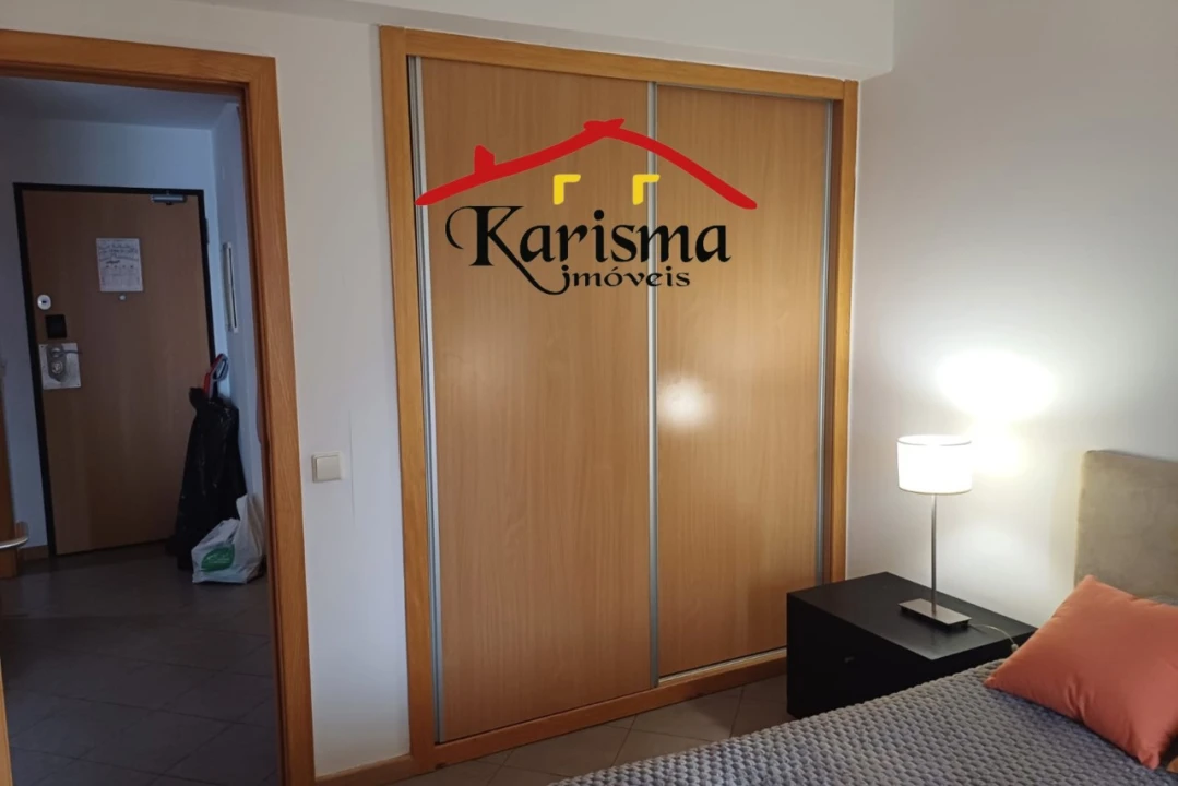 Apartamento T2 para Arrendamento férias em Alvor Foto 14