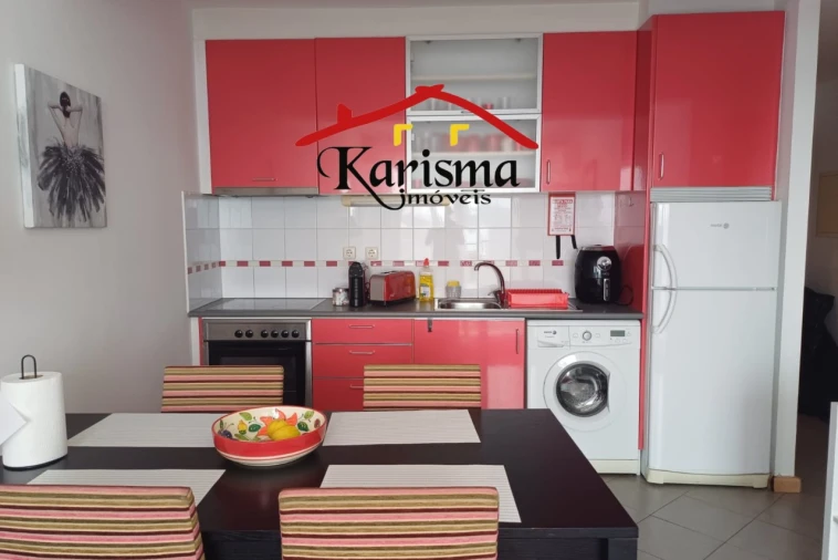 Apartamento T2 para Arrendamento férias em Alvor Foto 1