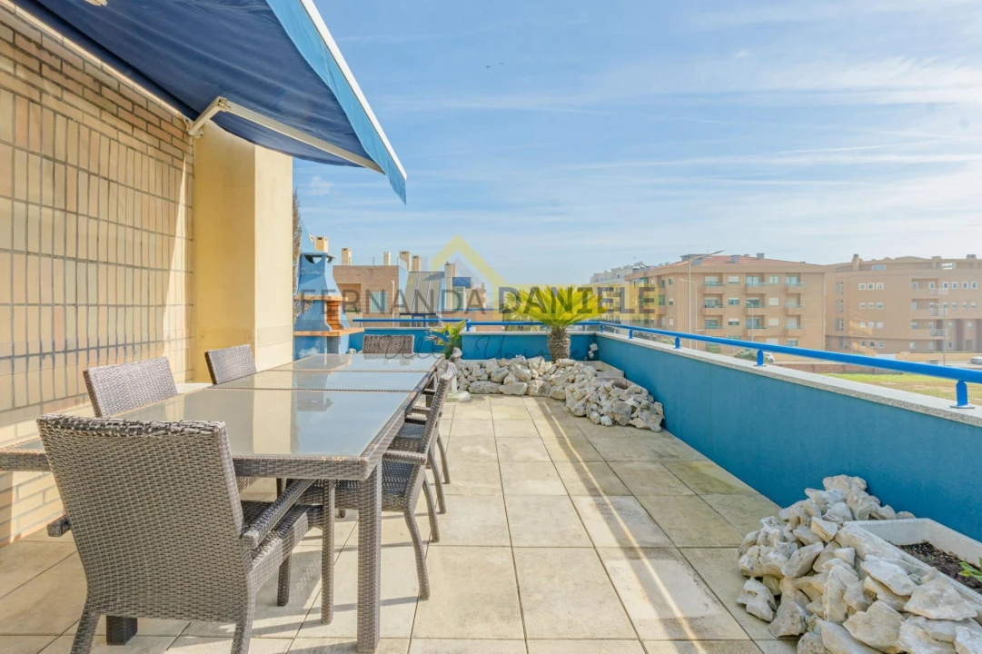 Apartamento T3 para Venda em Esmoriz Foto 4