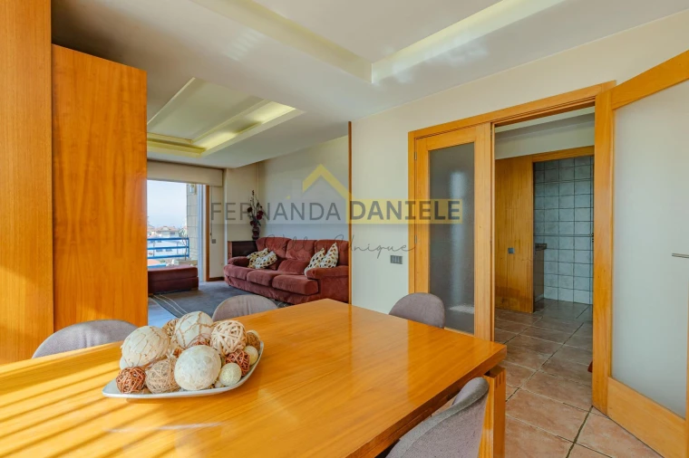 Apartamento T3 para Venda em Esmoriz Foto 12