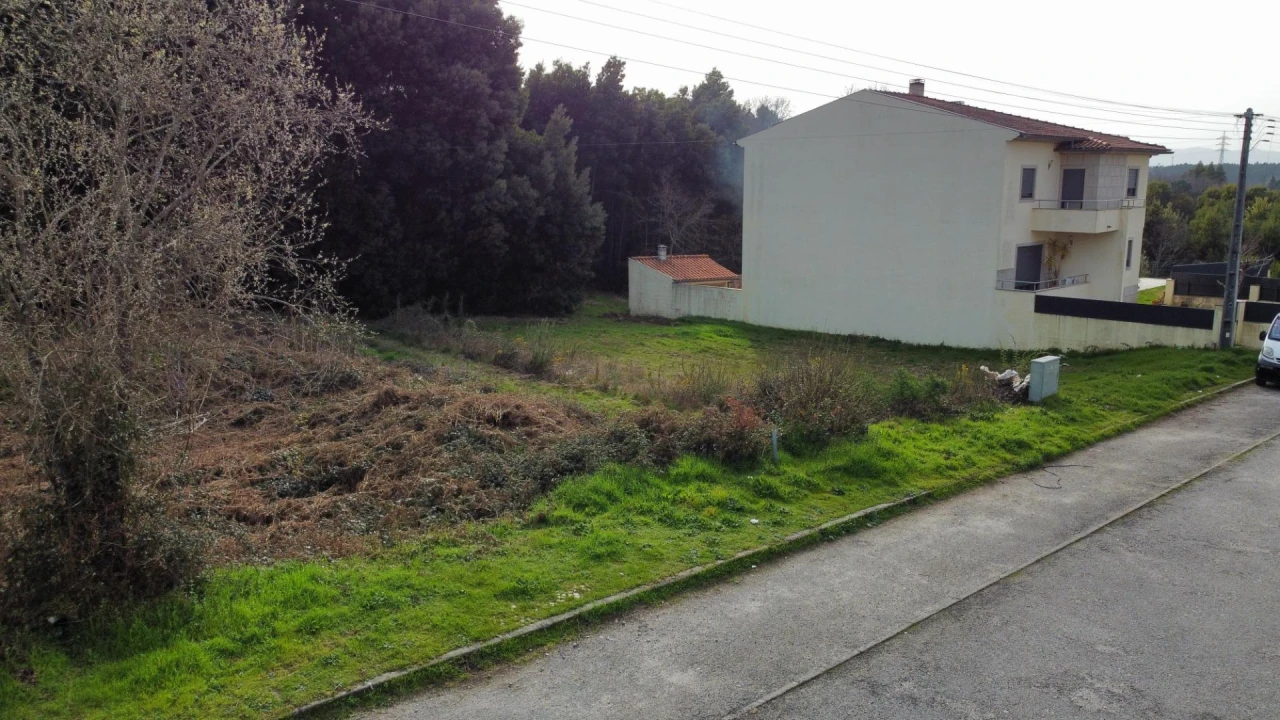 Terreno para Venda em Mundão Foto 9