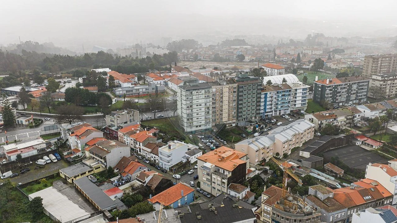 Apartamento T4 para Venda em Paranhos Foto 15