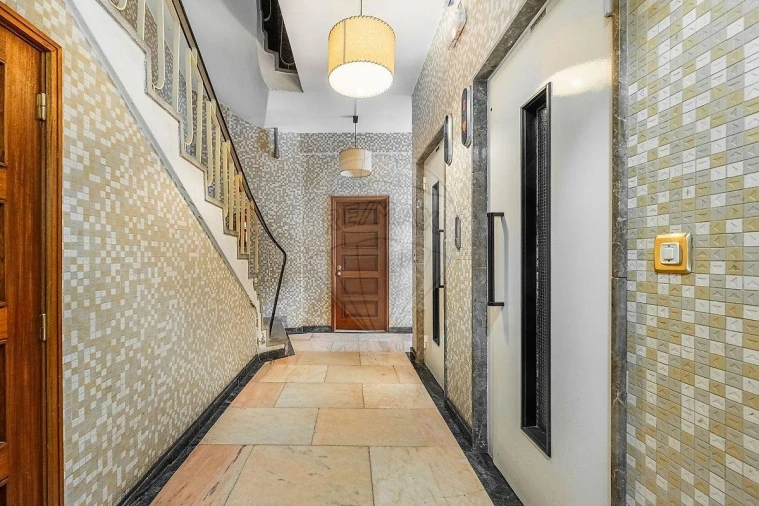 Apartamento T4 para Venda em Paranhos Foto 20