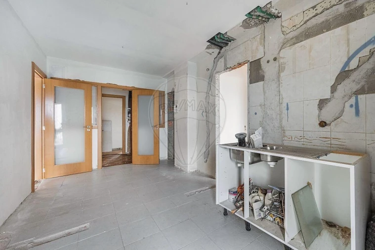 Apartamento T4 para Venda em Paranhos Foto 27