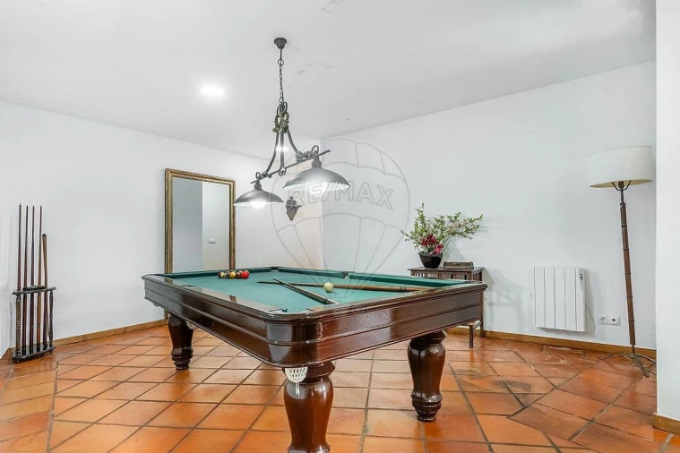 Moradia T7 para Venda em Dem Foto 6