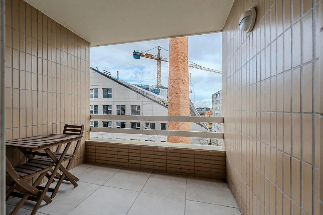 Apartamento T1 para Venda em Paranhos Foto 8